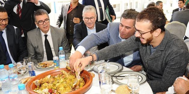Crise du secteur avicole: la FISA fait sa com' en invitant des célébrités à manger une rfissa