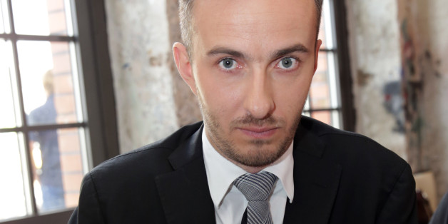 This file picture taken on June 14, 2013 shows German actor and TV presenter Jan Boehmermann poses on the occasion of his satirical political magazine 'Neo Magazin Royale' in Berlin.
German prosecutor opened on April 6, 2016 an investigation against Boehmermann after his satrirical poem on Turkish President. / AFP / dpa / Jörg Carstensen / Germany OUT (Photo credit should read JORG CARSTENSEN/AFP/Getty Images)