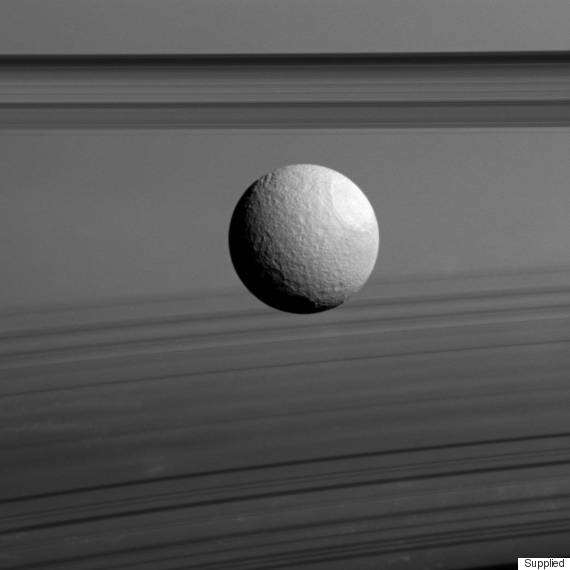 saturn rings moon