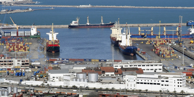 The port of Algiers is seen in Algiers, February 19, 2015. REUTERS/Amr Abdallah Dalsh (ALGERIA - Tags: BUSINESS MARITIME)