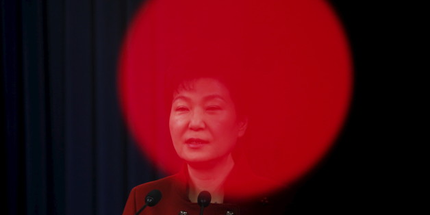 South Korean President Park Geun-hye addresses the nation at the Presidential Blue House in Seoul, South Korea, January 13, 2016. REUTERS/Kim Hong-Ji