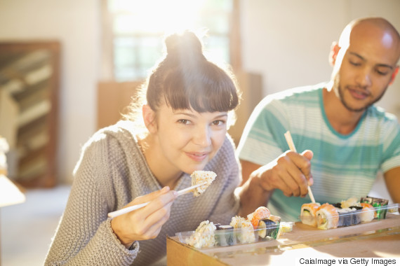 Takeaway Food Delivery Services: Making Lazy Dinner In Bed ...