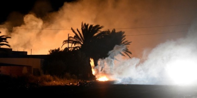Affrontements entre habitants et forces de l'ordre sur l'île tunisienne de Kerkennah, dans la nuit du 14 avril 2016