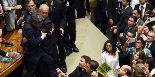 Empoignade au parlement brésilien