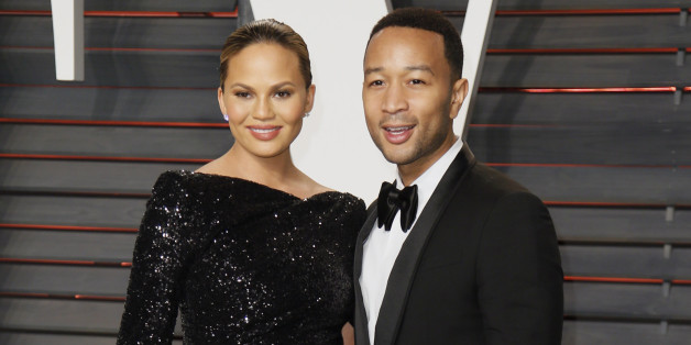 Model Chrissy Teigen und der Musiker John Legend waren bisher zu zweit, jetzt ist ihre kleine Tochter da