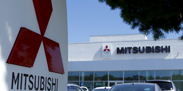A Mitsubishi Motors dealership is shown in Poway, California July 27, 2015. REUTERS/Mike Blake/File Photo