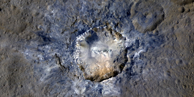 Auf dem Zwergplanet Ceres wurde ein heller Krater entdeckt
