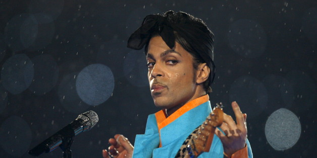 Prince performs during the halftime show of the NFL's Super Bowl XLI football game between the Chicago Bears and the Indianapolis Colts in Miami, Florida, U.S. February 4, 2007. REUTERS/Mike Blake/File Photo