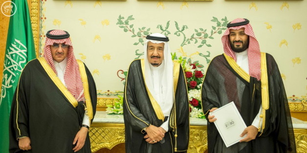 (L-R) Saudi Crown Prince Mohammed bin Nayef, Saudi King Salman, and Saudi Arabia's Deputy Crown Prince Mohammed bin Salman stand together after Saudi Arabia's cabinet agrees to implement a broad reform plan known as Vision 2030 in Riyadh, April 25, 2016. REUTERS/Saudi Press Agency/Handout via Reuters ATTENTION EDITORS - THIS PICTURE WAS PROVIDED BY A THIRD PARTY. REUTERS IS UNABLE TO INDEPENDENTLY VERIFY THE AUTHENTICITY, CONTENT, LOCATION OR DATE OF THIS IMAGE. FOR EDITORIAL USE ONLY. NOT FOR S
