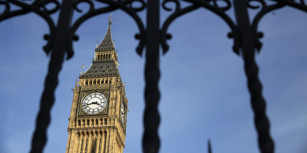 The Big Ben bell tower is seen behind the railings of the Houses of Parliament in London, Britain February 22, 2016. Prime Minister David Cameron will try to sell his case for Britain remaining in the European Union to parliament on Monday, facing hostility from his own lawmakers and an exit campaign energised by the backing of London Mayor Boris Johnson. REUTERS/Luke MacGregor
