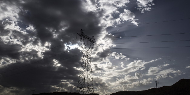 A power transmission tower is seen near Batna, Algeria October 7, 2015. REUTERS/Zohra Bensemra