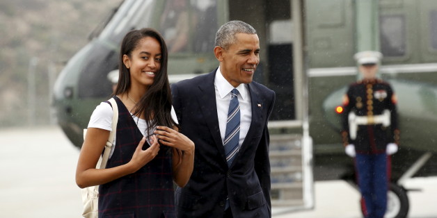 US-Präsident Barack Obama mit seiner Tochter Malia, die in Harvard studieren will