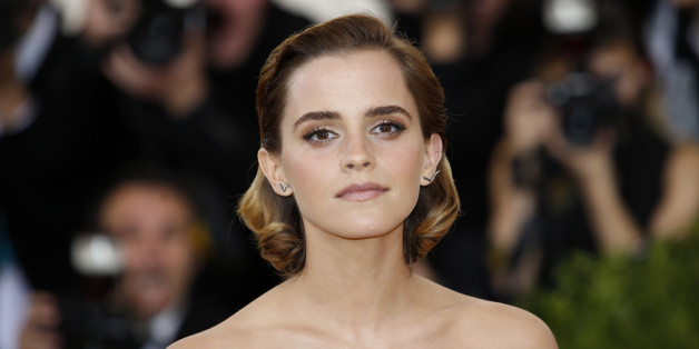 Actress Emma Watson arrives at the Metropolitan Museum of Art Costume Institute Gala (Met Gala) to celebrate the opening of "Manus x Machina: Fashion in an Age of Technology" in the Manhattan borough of New York, May 2, 2016. REUTERS/Eduardo Munoz