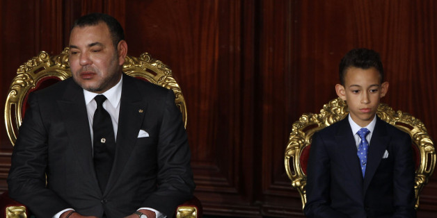 Morocco's King Mohammed VI (L-R), Crown Prince Moulay Hassan attend the Constituent Assembly in Tunis May 31, 2014. REUTERS/Zoubeir Souissi (TUNISIA - Tags: ROYALS POLITICS)
