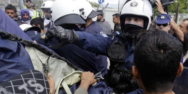 Die Polizei räumte heute Teile des wilden Camps in Idomeni
