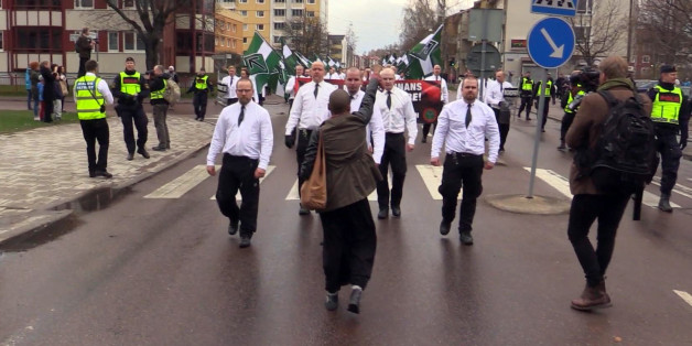 Tess Asplund stellte sich 300 Nazis entgegen