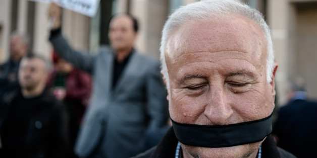 Schüsse auf Journalisten Dündar bei Prozess in Istanbul