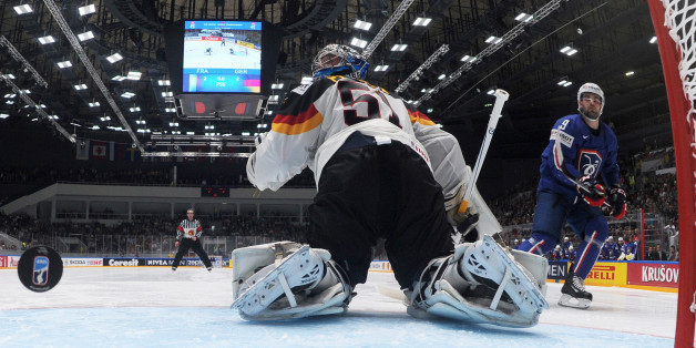 In der Eishockey-WM ist die deutsche Mannschaft am Boden - nach zwei Niederlagen, auch gegen Frankreich (Archiv)
