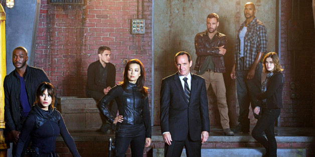 Agent Phil Coulson (Clark Gregg, Mitte) und sein Team
