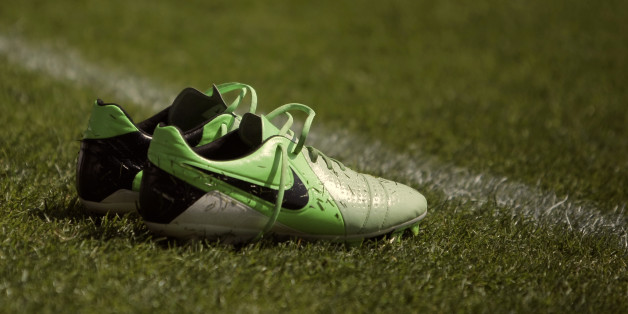 Der Sportartikelhersteller Nike hat bekanntgegeben, dass er vermehrt Abfall bei der Schuhherstellung verwendet.