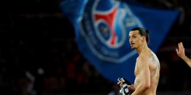 Paris St Germain's Zlatan Ibrahimovic walks out of the pitch at the end of the French Ligue 1 soccer match against En Avant Guingamp at Parc des Princes stadium in Paris, France May 8, 2015. REUTERS/Gonzalo Fuentes/File Photo TPX IMAGES OF THE DAY