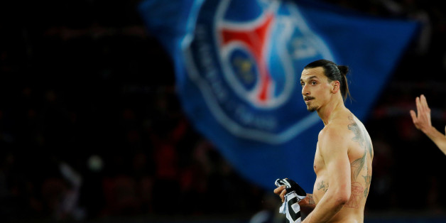 Paris St Germain's Zlatan Ibrahimovic walks out of the pitch at the end of the French Ligue 1 soccer match against En Avant Guingamp at Parc des Princes stadium in Paris, France May 8, 2015. REUTERS/Gonzalo Fuentes/File Photo TPX IMAGES OF THE DAY