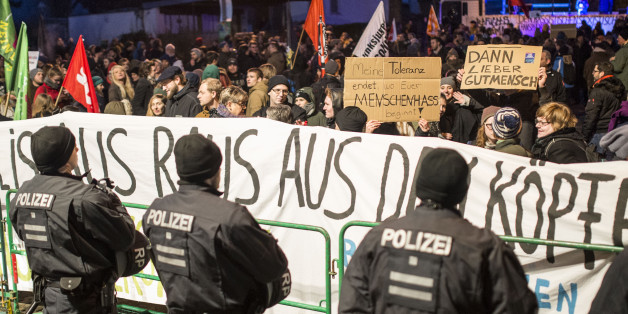 Demonstration gegen die AfD in Rheinland-Pfalz - nicht immer bleibt der Protest friedlich
