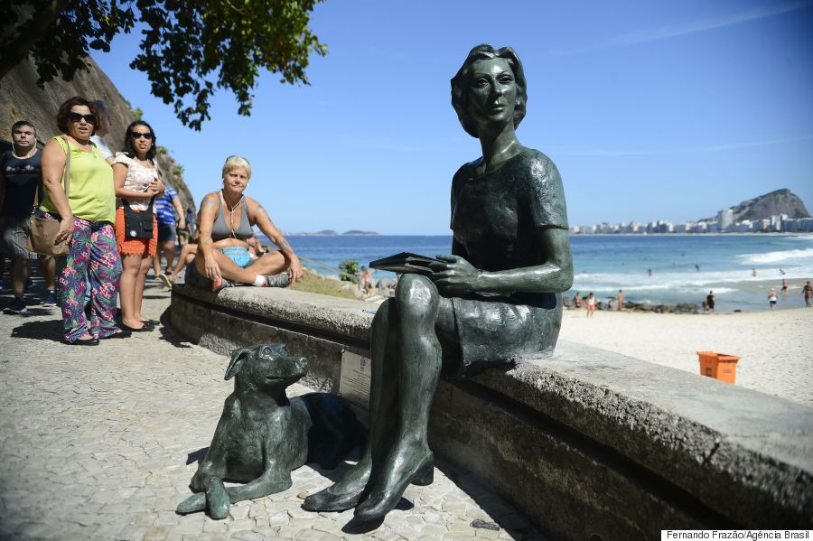 clarice lispector estátua