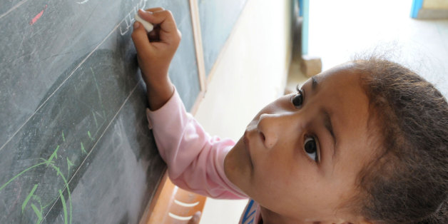 Une élève dans une école au Maroc