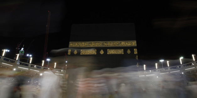 Muslim pilgrims circle the Kaaba and pray during their Umrah Mawlid al-Nabawi "Birthday of Prophet Mohammad" in the holy city of Mecca, Saudi Arabia January 21, 2016. Picture taken January 21, 2016. REUTERS/Amr Abdallah Dalsh