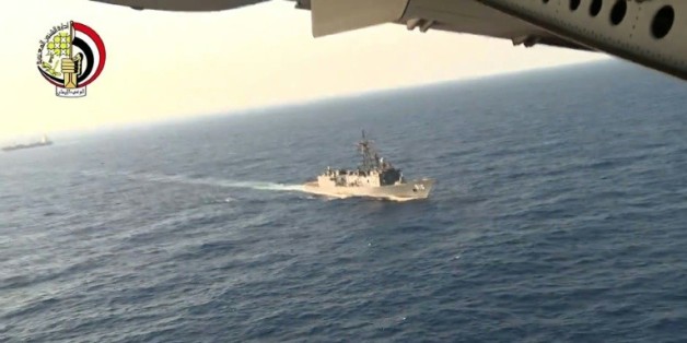 Capture d'écran d'une video du ministère égyptien de la Défense des recherchesde l'A320 le 20 mai 2016 en Méditerranée