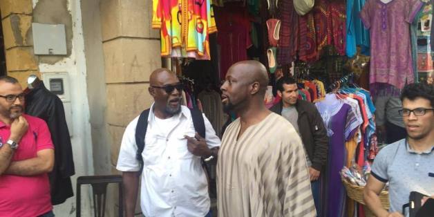 L'artiste haïtien a fait ses emplettes dans plusieurs bazars et autres magasins de produits artisanaux marocains.