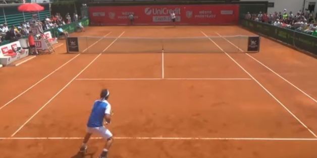 Gonzalo Lama affronte Robin Haase au tournoi de Prostějov en République Tchèque le 31 mai