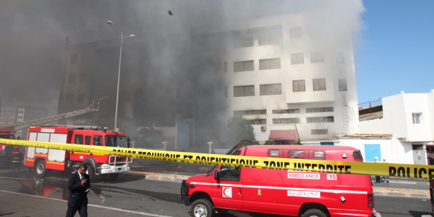 Les photos du gigantesque incendie d'un entrepôt à Casablanca