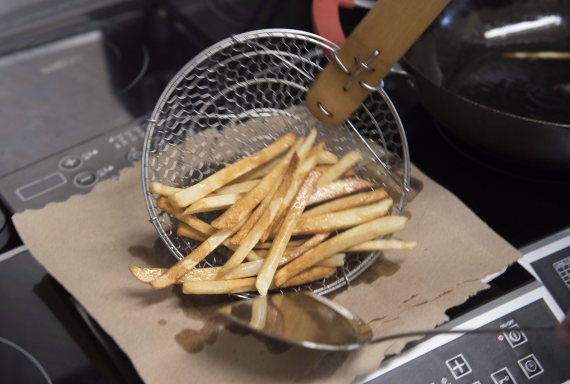 New Brunswick S Most Expensive French Fries On Sale For 12 99 Huffpost Canada