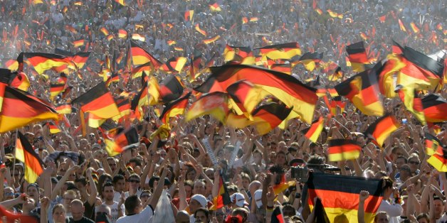 Die EM 2016 steht an - und Deutschland befindet sich im Fähnchen-Fieber