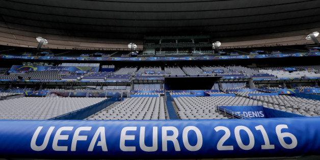 Ein UEFA-Vertreter hält bei der EM 2016 Spiele ohne Fans für möglich