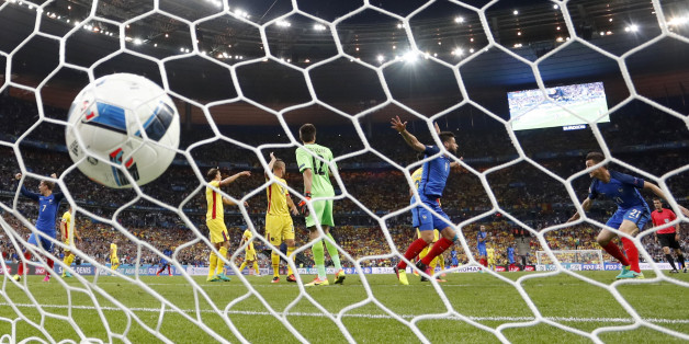 France-Roumanie: Le résumé et les buts d'Olivier Giroud et Dimitri Payet pour le match d'ouverture de l'Euro 2016