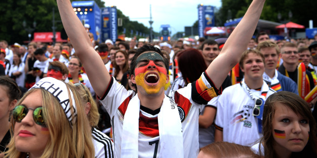 Fanmeile am Brandenburger Tor in Berlin während der WM 2014