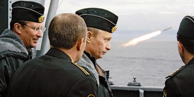 Wladimir Putin während einer Militärübung in der Barentssee