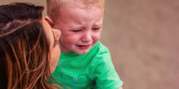 Eine Fremde maßregelt ihren Sohn. So radikal reagiert die Mutter (Symbolbild)