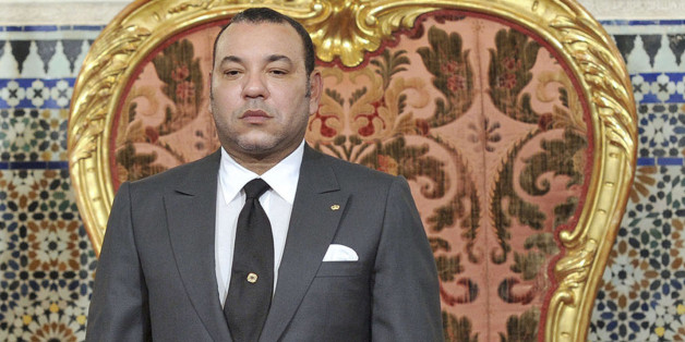 Morocco's King Mohammed prepares to address the nation in Rabat June 17, 2011. Morocco's King Mohammed promised a new democratic constitution on Friday that would devolve some of his powers to parliament and the government, adding Moroccans would be able to vote for the changes in a July 1 referendum. REUTERS/Maghreb Arab Press/Handout (MOROCCO - Tags: POLITICS ROYALS) FOR EDITORIAL USE ONLY. NOT FOR SALE FOR MARKETING OR ADVERTISING CAMPAIGNS