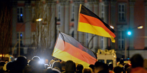 Studie: Fast jeder siebte Ostdeutsche hält eine Diktatur "unter Umständen" für die bessere Staatsform