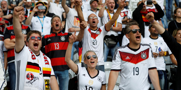Das DFB-Trikot wurde bereits 1,3 Millionen Mal verkauft - nicht immer zum empfohlenen Preis