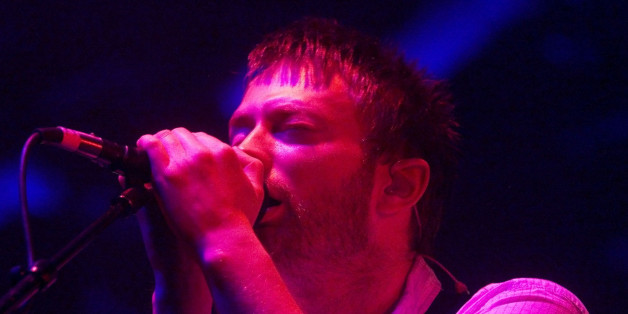 Radiohead's frontman Thom Yorke performs at Liberty State Park inJersey City, New Jersey August 16, 2001. Radiohead's performance wasthe second of three sold out shows at Liberty State Park.SS/ME