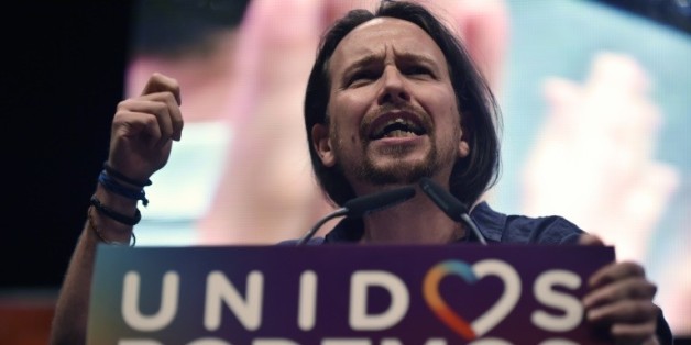 Le responsable du parti Podemos Pablo Iglesias s'adresse à ses partisans lors de son dernier meeting de campagne, à Madrid le 24 juin 2016
