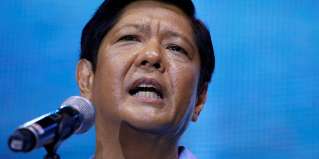 Vice-Presidential candidate Ferdinand "BongBong" Marcos, son and namesake of late dictator former President Ferdinand Marcos, speaks to his supporters during a "Miting de Avance" (last political campaign rally) before the national elections, in Mandaluyong, Metro Manila in the Philippines May 5, 2016. REUTERS/Erik De Castro