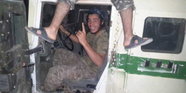 Du foot à Daech: Portrait d'un jeune djihadiste belgo-marocain