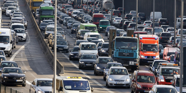 Fahrverbot: Bald könnten an bestimmten Tage die Dieselfahrzeuge zuhause bleiben.