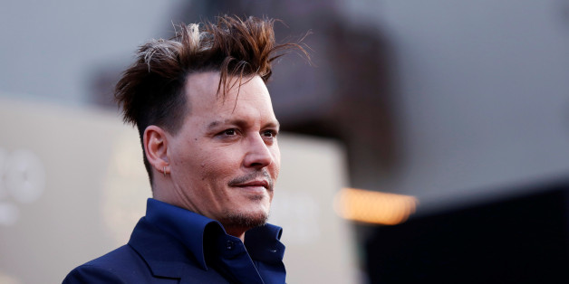 Johnny Depp hat sein Liebes-Tattoo überstechen lassen - mit einem Schimpfwort